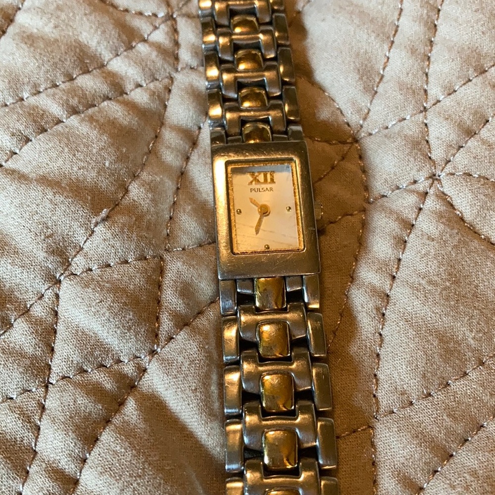 Pulsar ladies watch